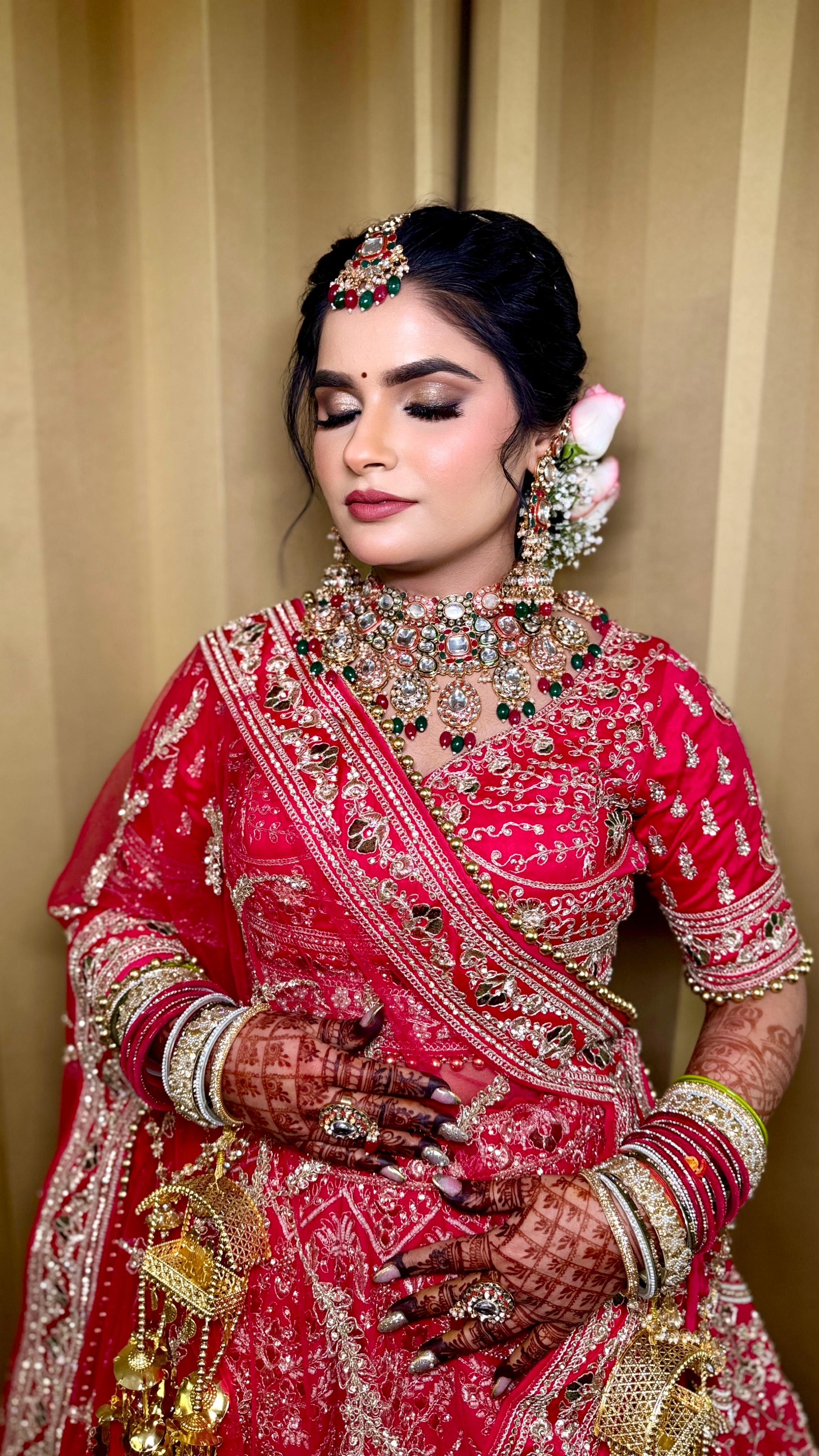 10 Questions to Ask Your Bridal Makeup Artist Before You Book